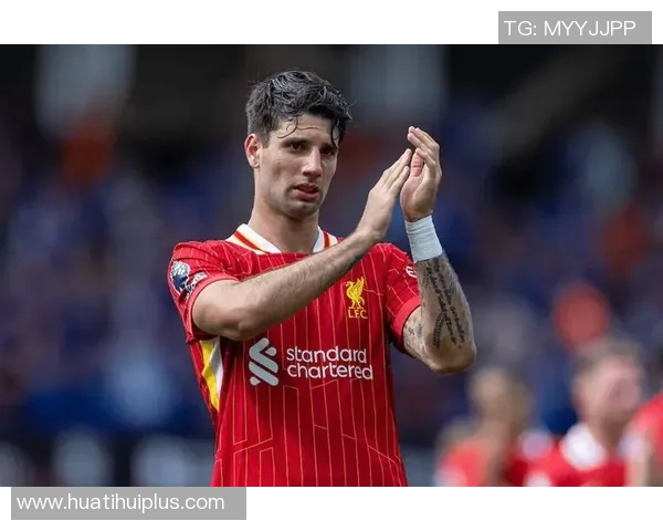 埃梅里谈对阵利物浦：尊重斯洛特调整球队的过程与挑战